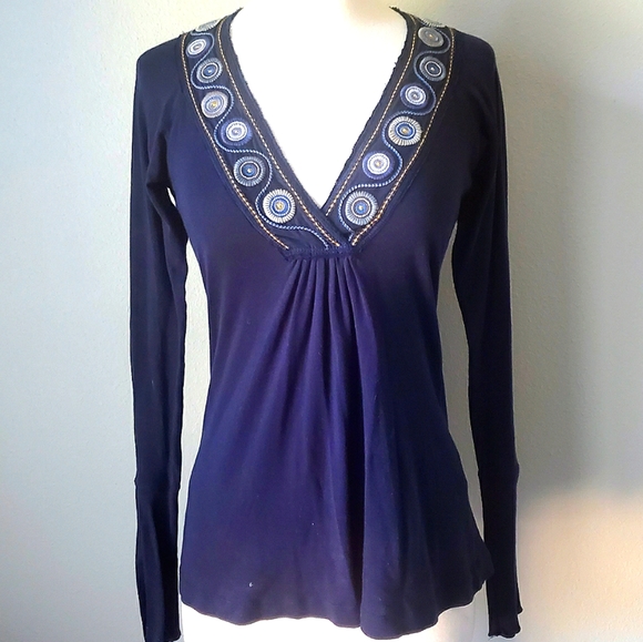 Anthropologie Embroidered V-neck Top - Picture 1 of 8